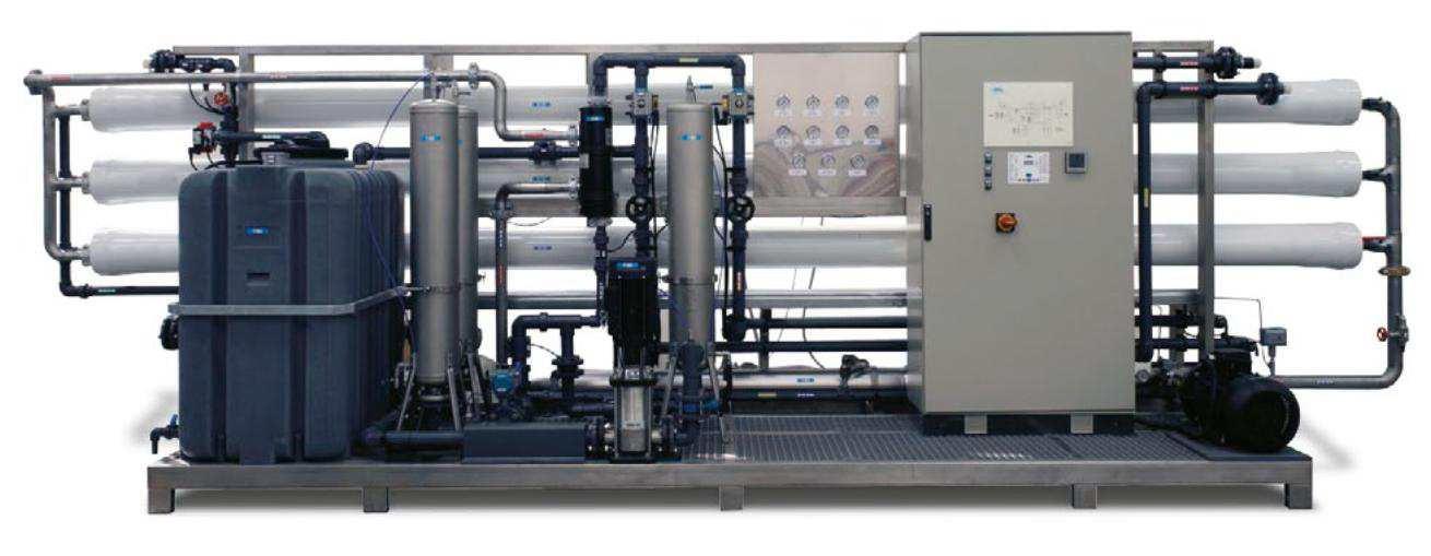 Skid-mounted reverse osmosis purification system